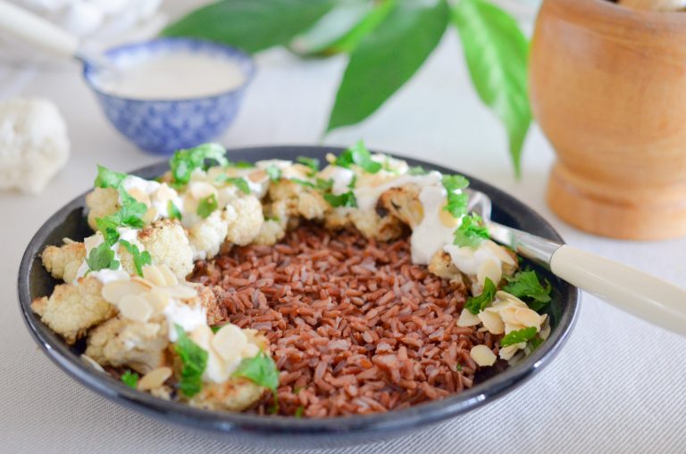 Chou Fleur Roti Au Cumin Et Sa Sauce Au Yaourt Les Pepites De