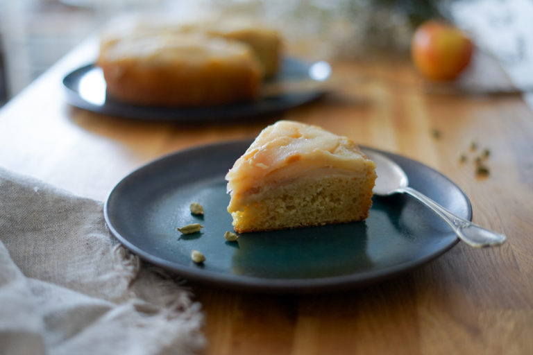 Gateau Poire Cardamome Les Pepites De Noisette