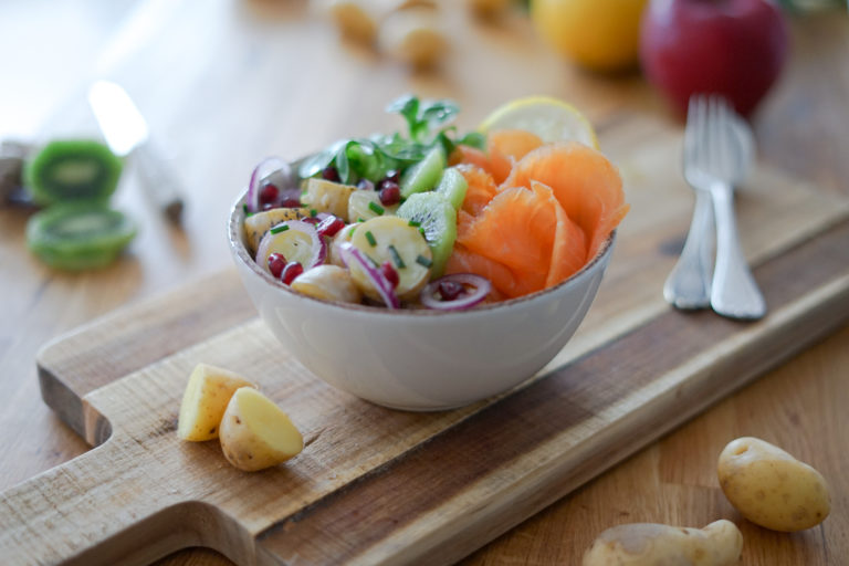 Salade De Pommes De Terre Au Saumon Les Pepites De Noisette