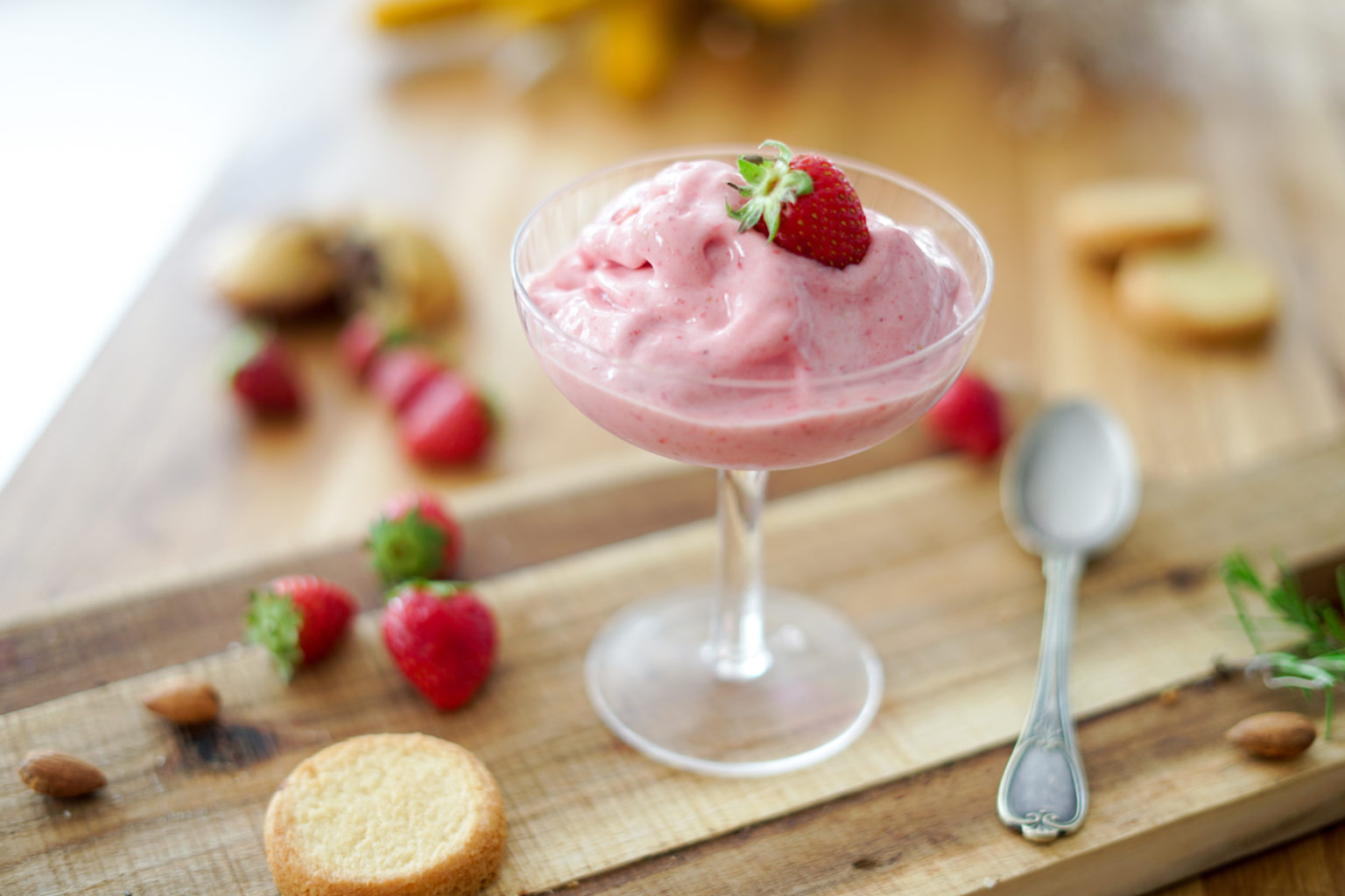 Glace à la fraise sans sorbetière - Les Pépites de Noisette